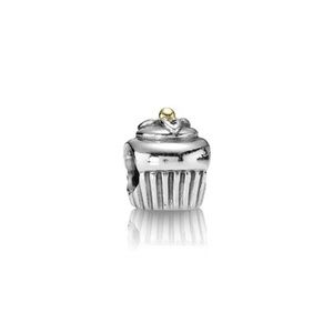 Chamilia cupcake bead.